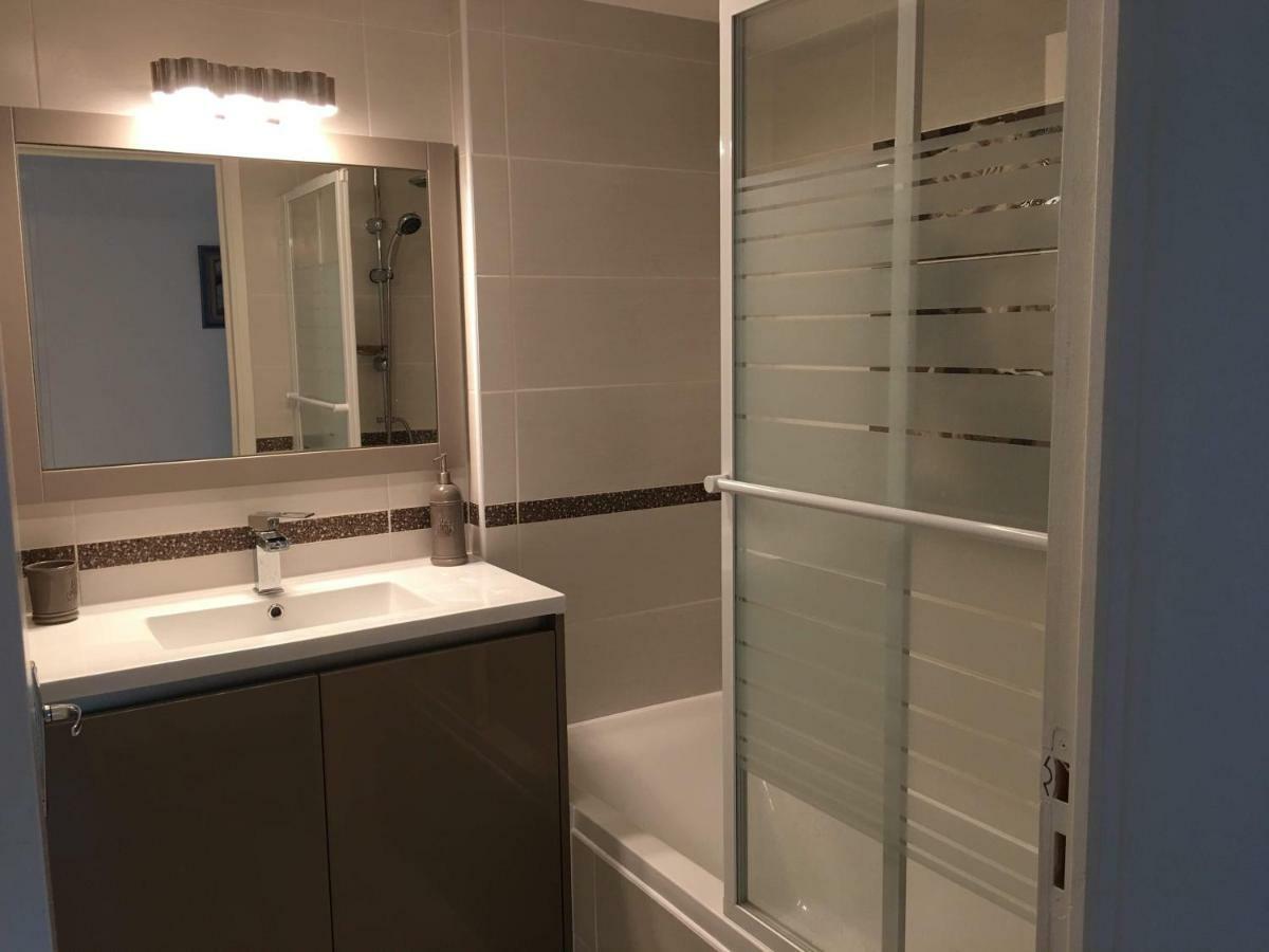Au Bonheur Villa Idron Екстериор снимка