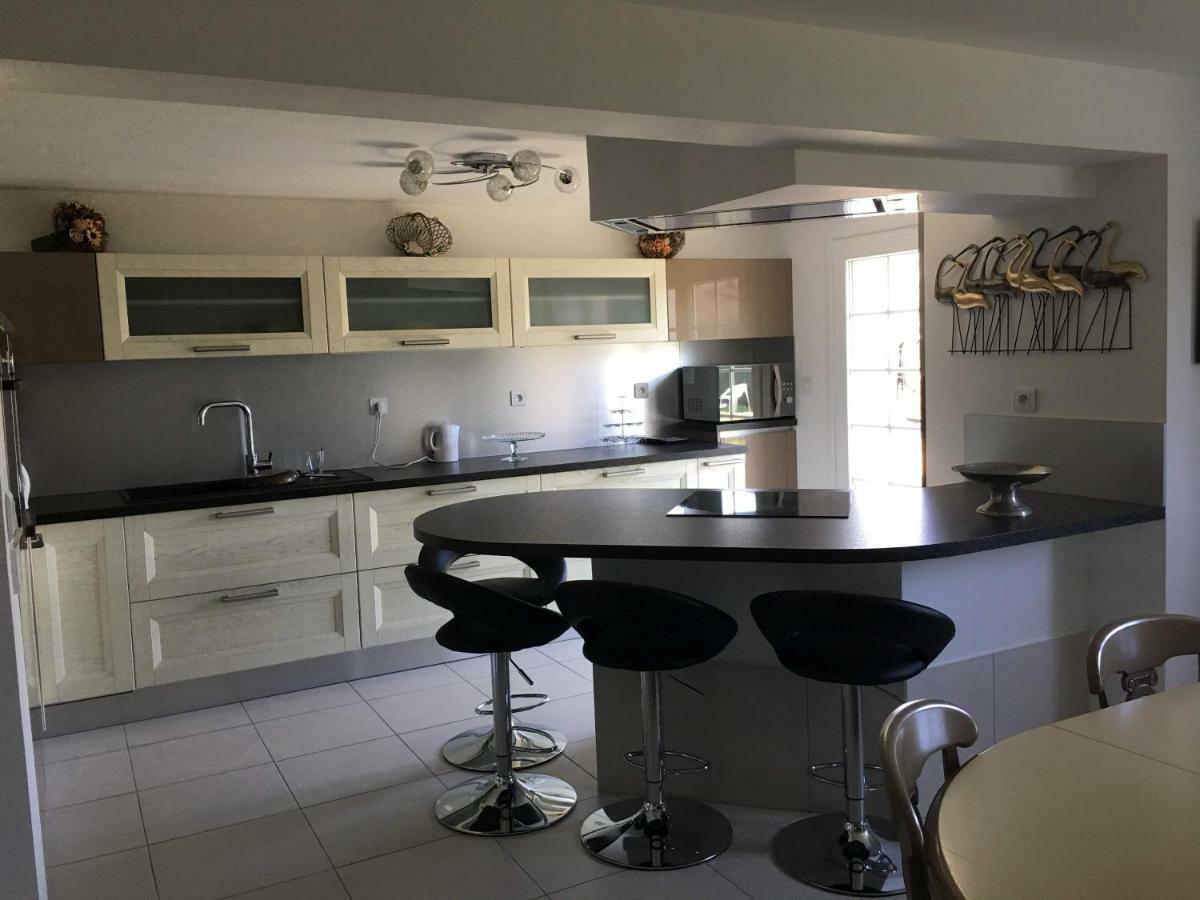 Au Bonheur Villa Idron Екстериор снимка